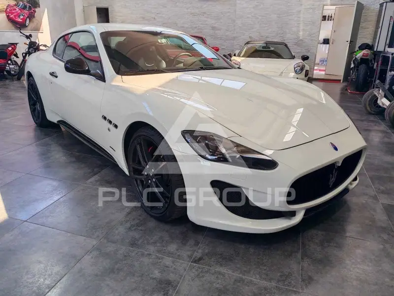 2014 Maserati GRANTURISMO