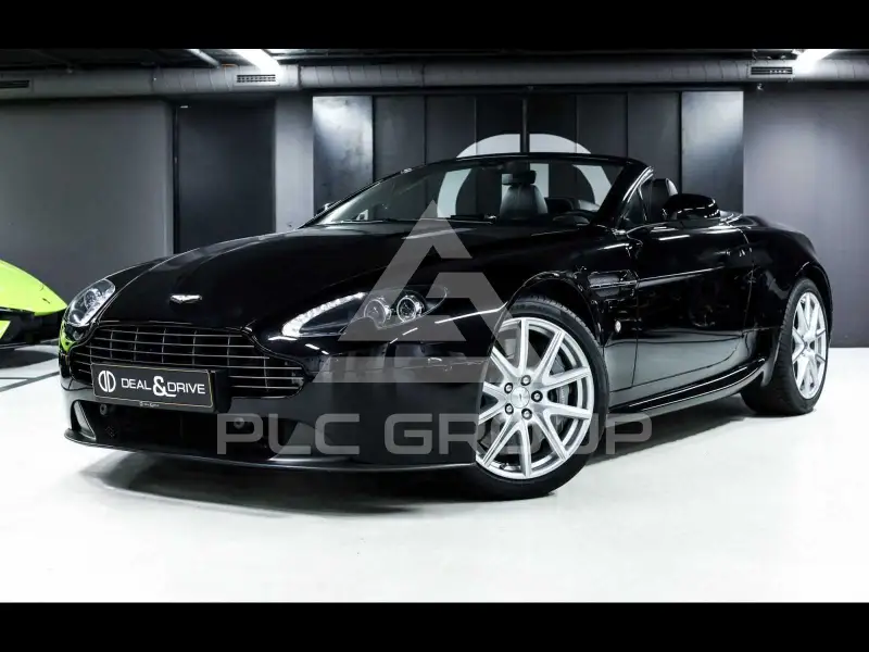 2014 Aston Martin V8