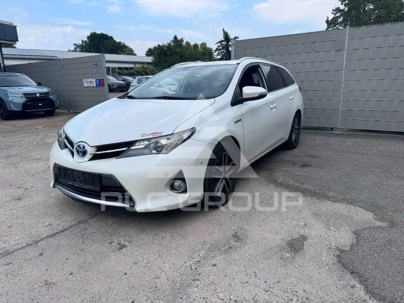 2014 Toyota AURIS