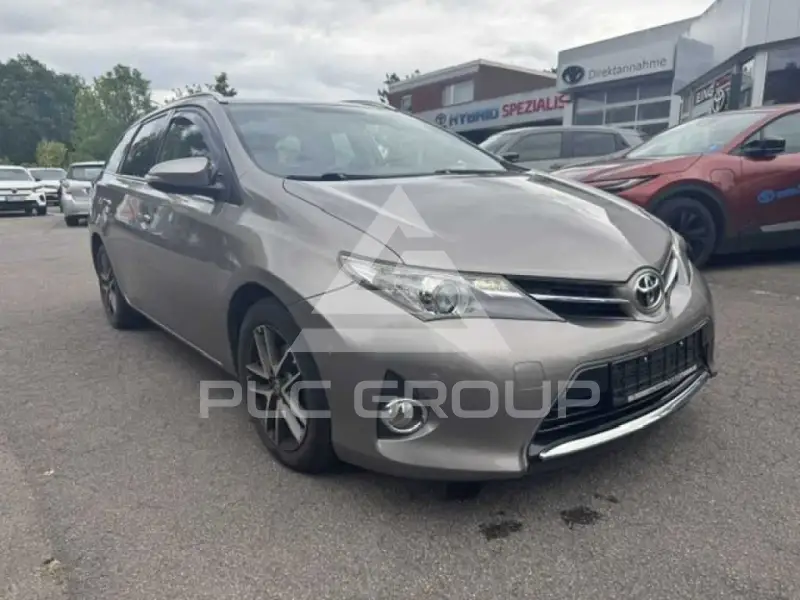 2014 Toyota AURIS