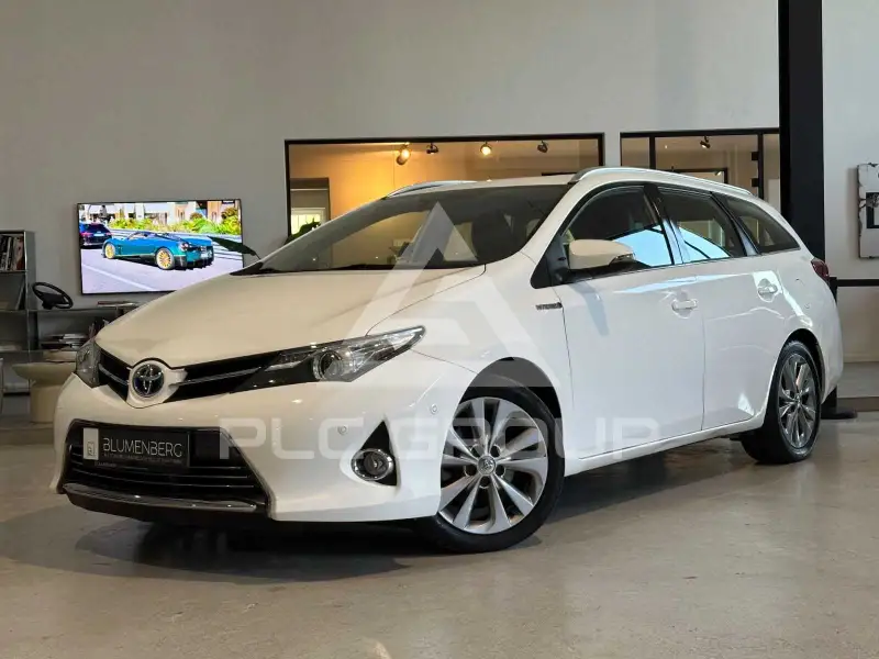 2014 Toyota AURIS