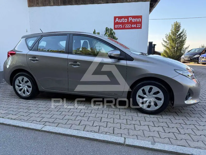 2014 Toyota AURIS