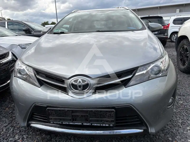 2014 Toyota AURIS