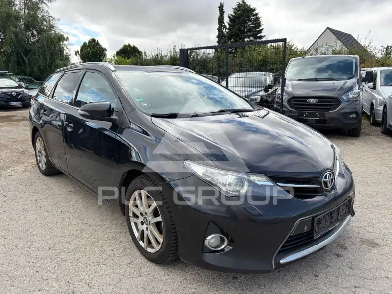 2014 Toyota AURIS