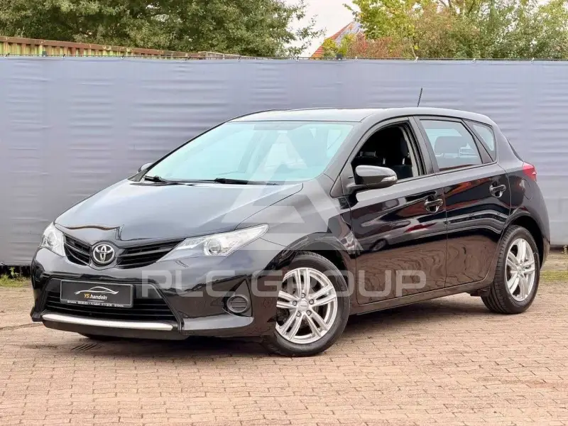 2014 Toyota AURIS