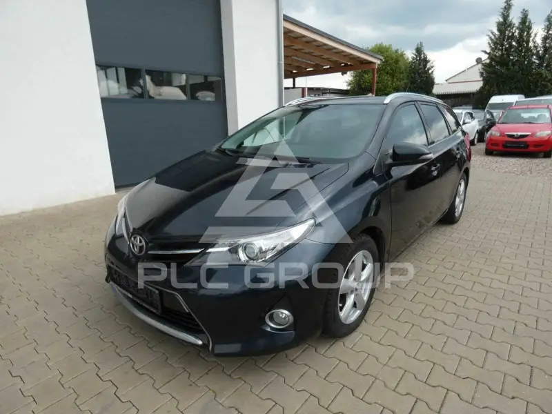 2014 Toyota AURIS