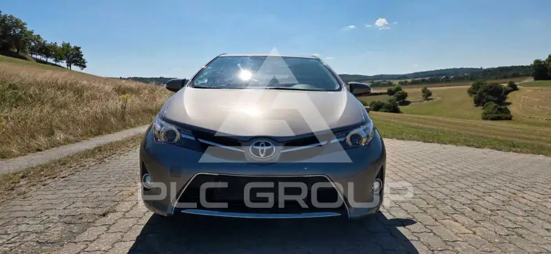 2014 Toyota AURIS