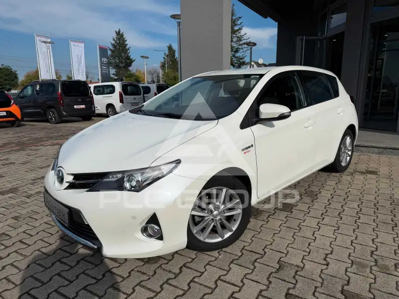 2014 Toyota AURIS