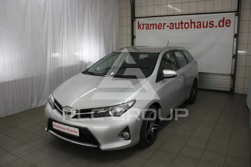 2014 Toyota AURIS