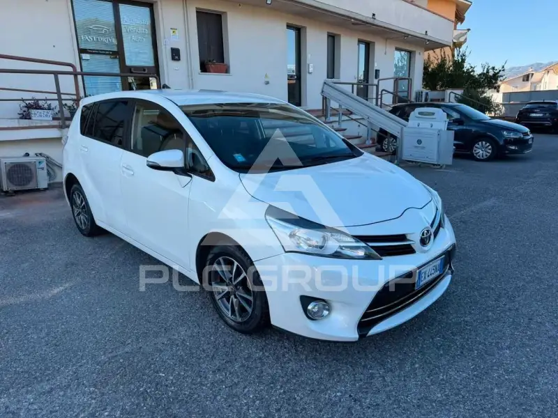 2014 Toyota VERSO