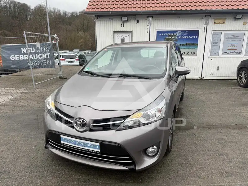 2014 Toyota VERSO