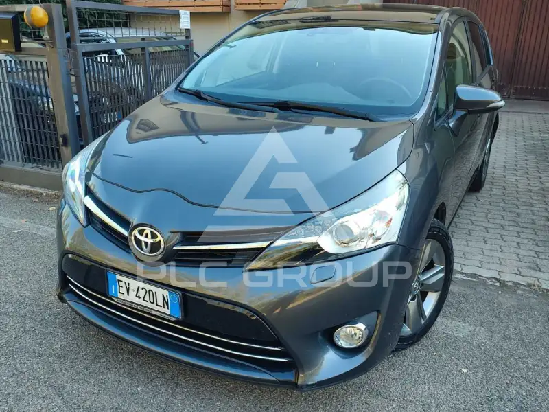 2014 Toyota VERSO