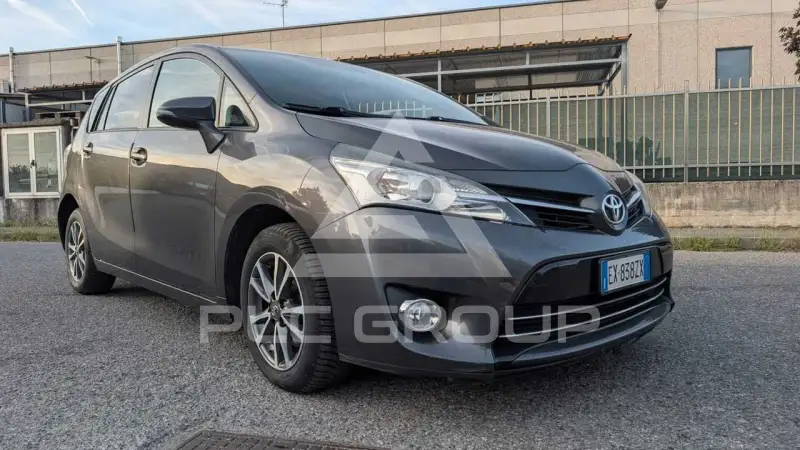 2014 Toyota VERSO