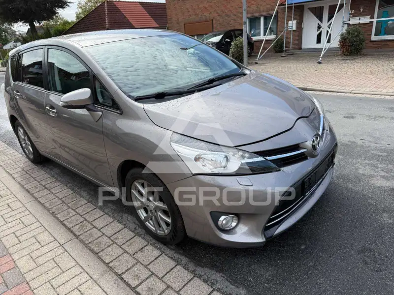 2014 Toyota VERSO