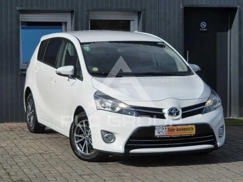 2014 Toyota VERSO