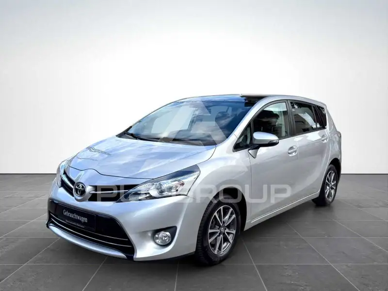 2014 Toyota VERSO