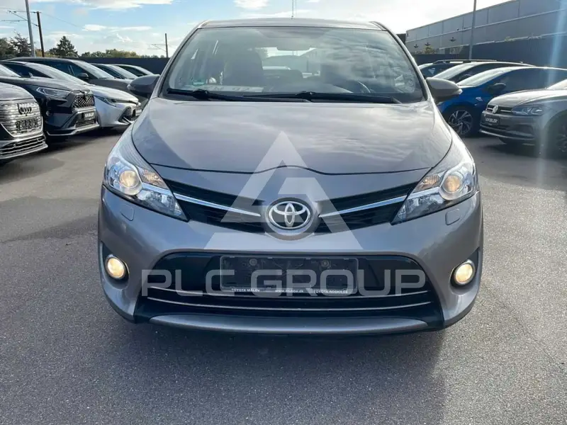 2014 Toyota VERSO
