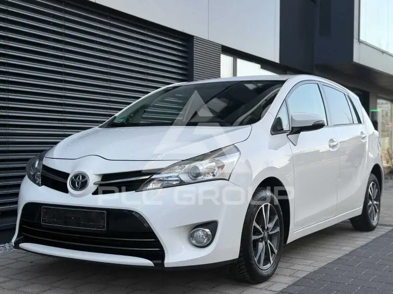 2014 Toyota VERSO
