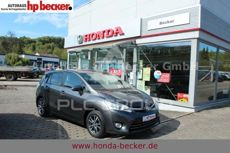 2014 Toyota VERSO