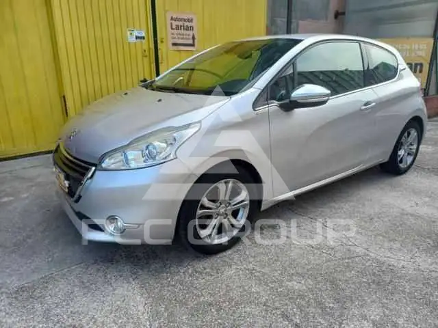 2014 Peugeot 208