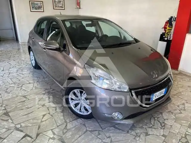 2014 Peugeot 208