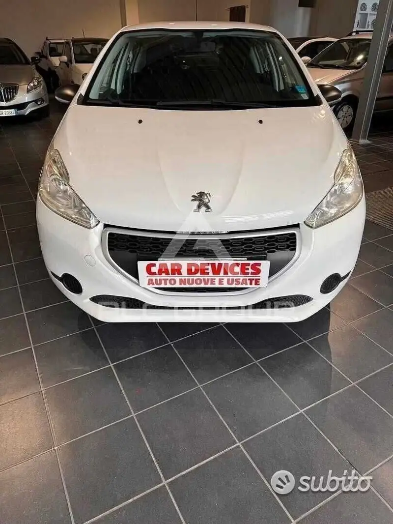 2014 Peugeot 208