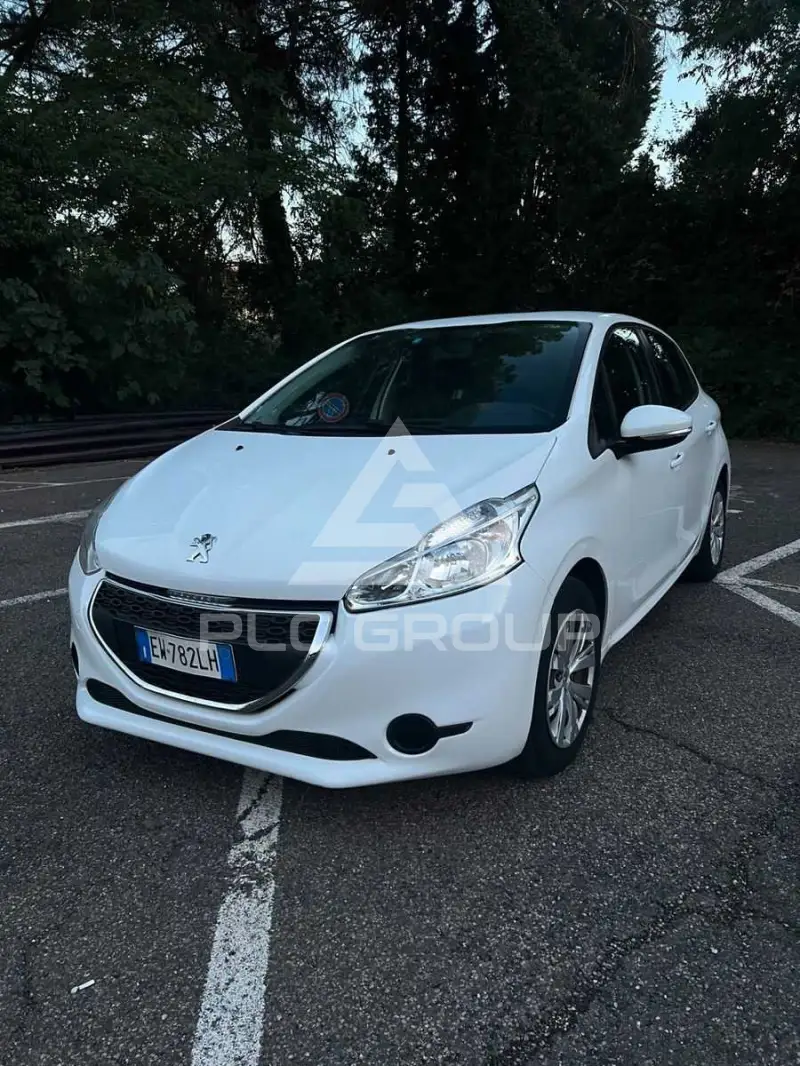 2014 Peugeot 208