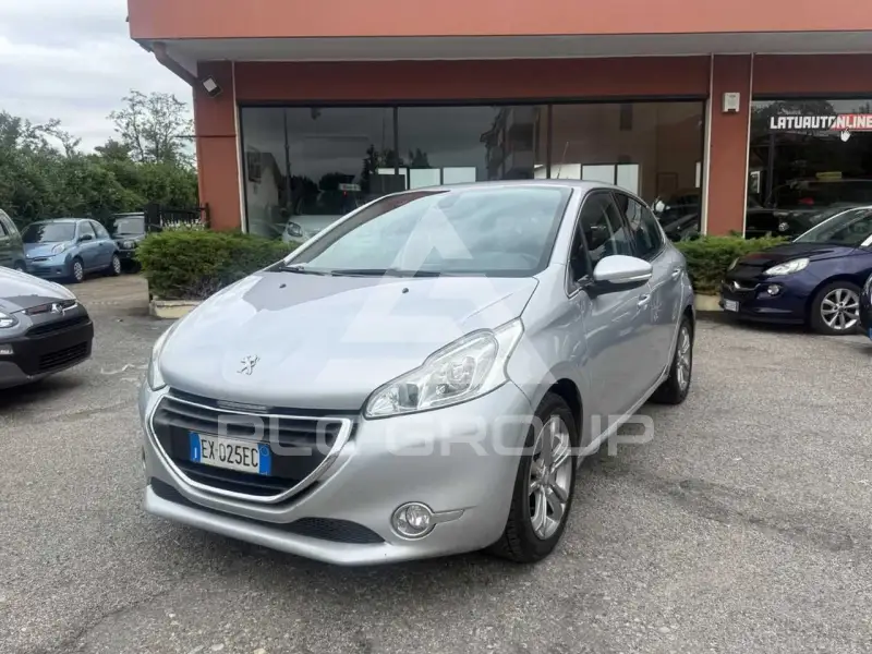 2014 Peugeot 208