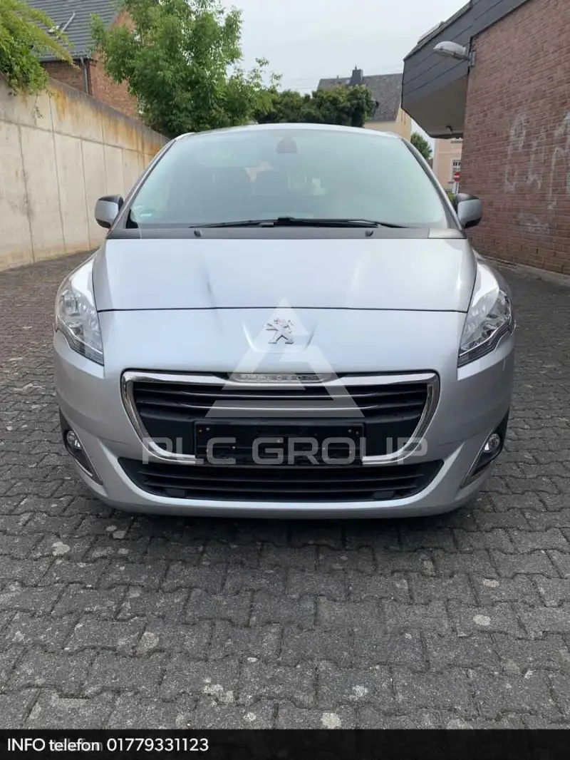 2014 Peugeot 5008