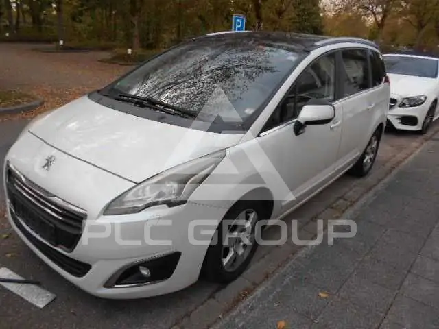2014 Peugeot 5008