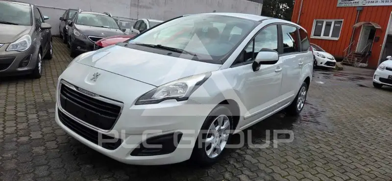 2014 Peugeot 5008