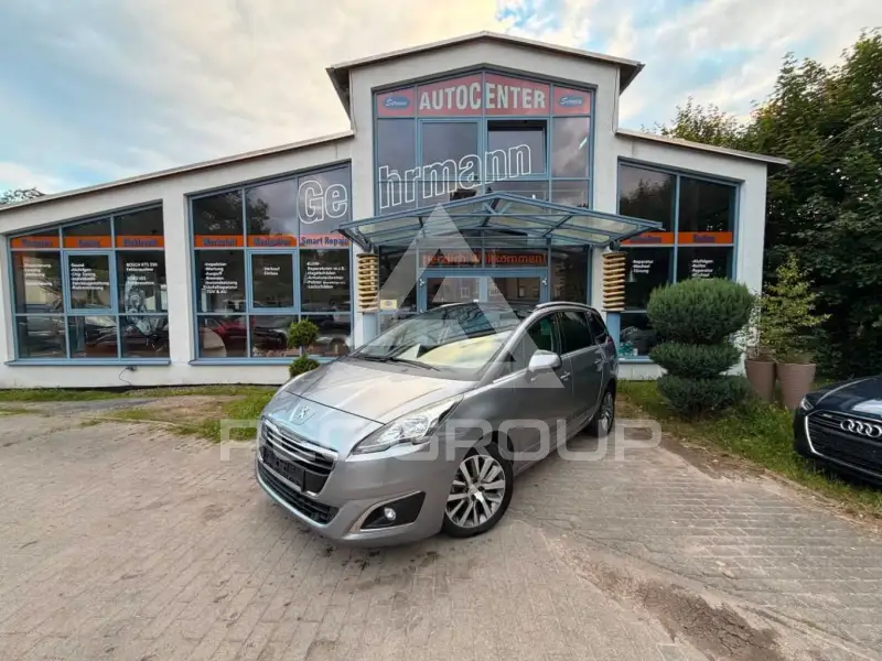 2014 Peugeot 5008