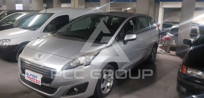 2014 Peugeot 5008