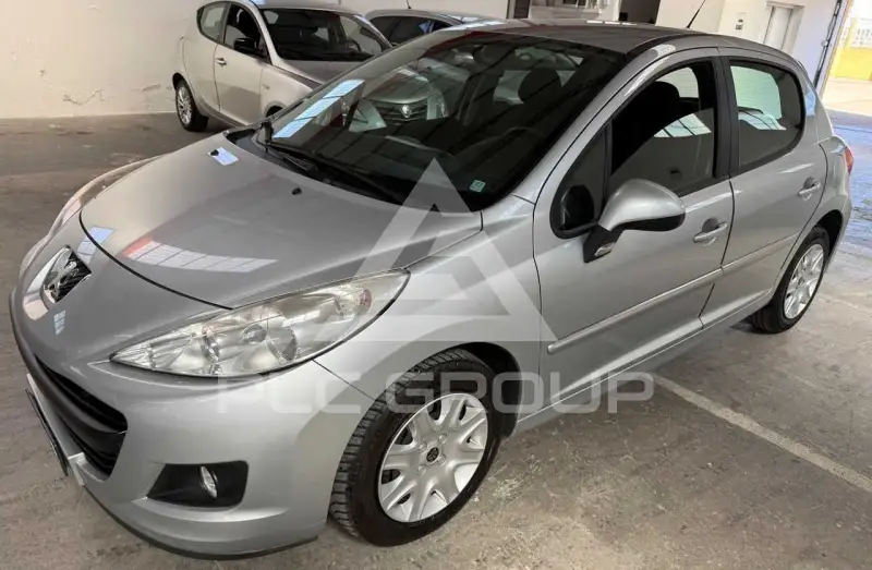 2014 Peugeot 207