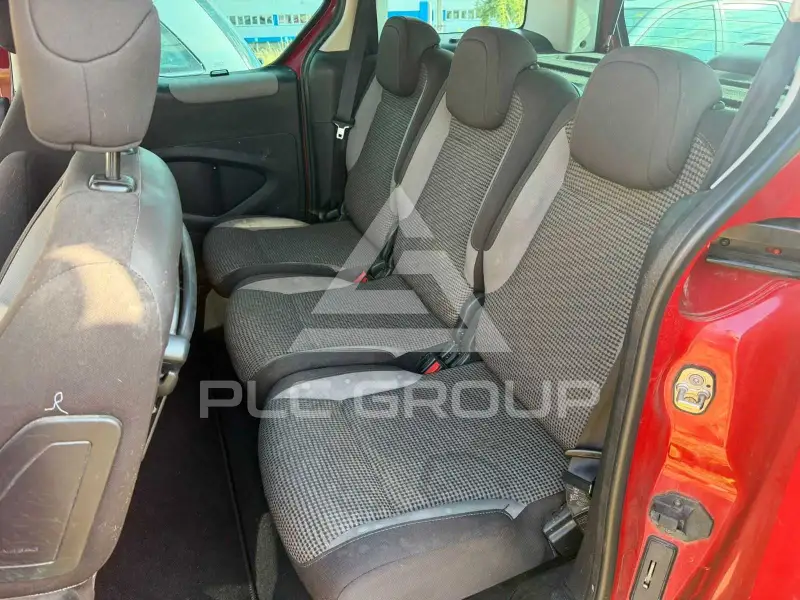 2003 Peugeot Partner