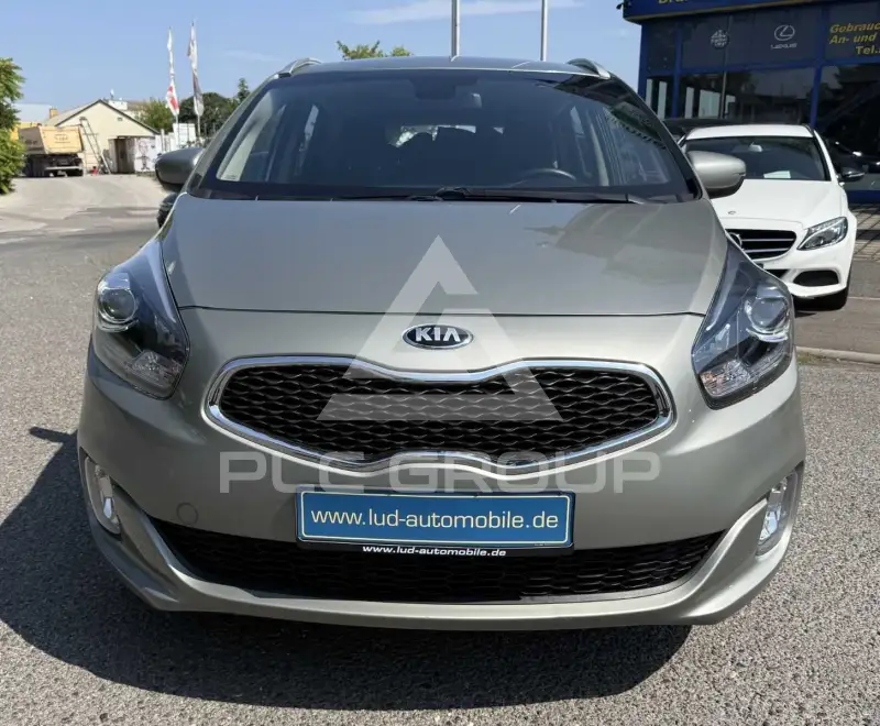 2014 KIA Carens