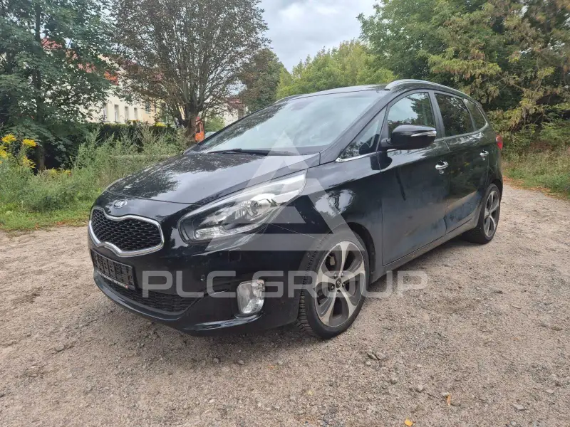 2014 KIA Carens
