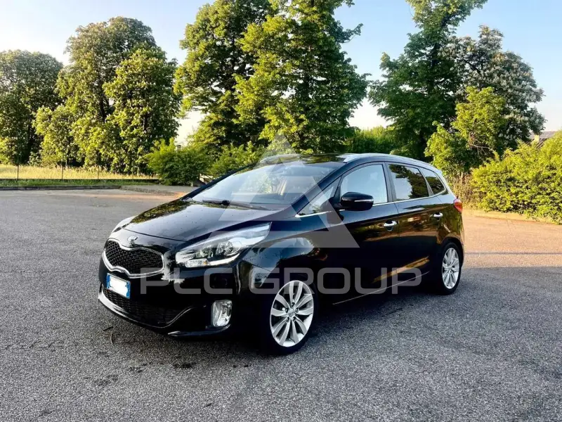 2014 KIA Carens