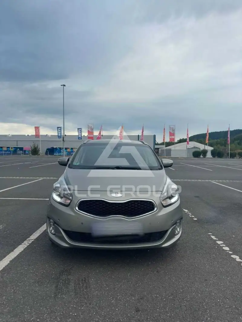 2014 KIA Carens