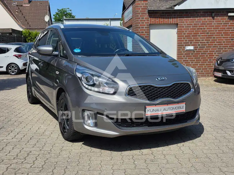 2014 KIA Carens