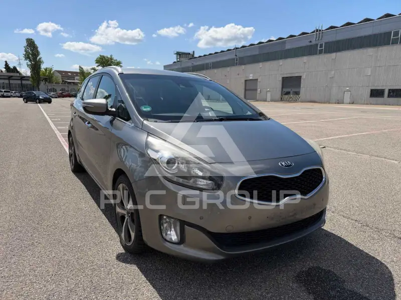 2014 KIA Carens