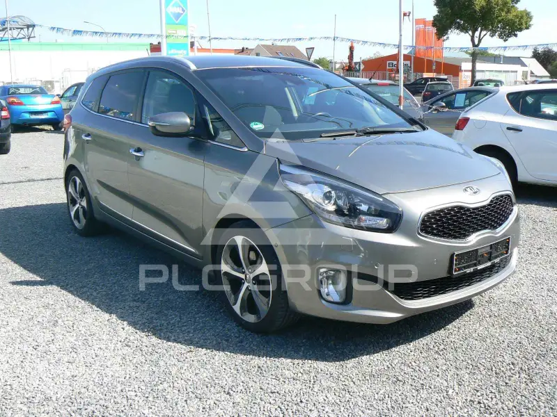 2014 KIA Carens