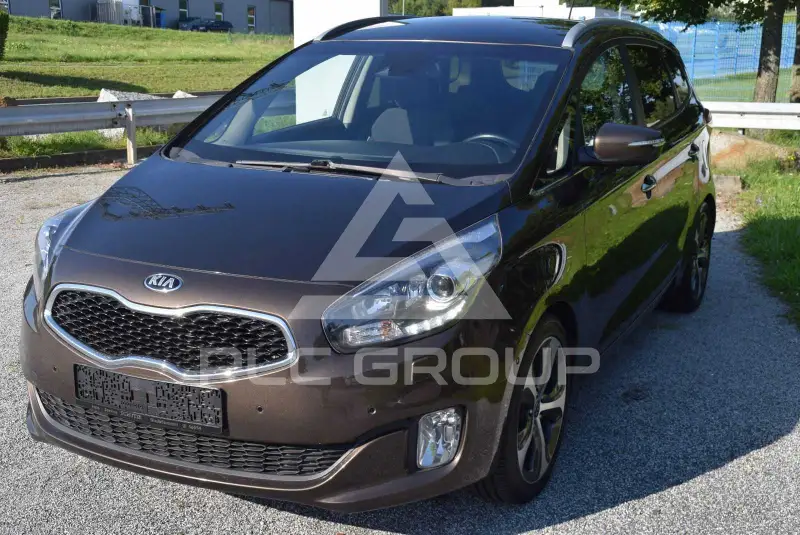 2014 KIA Carens