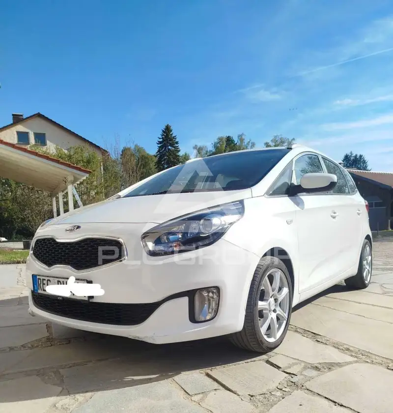 2014 KIA Carens