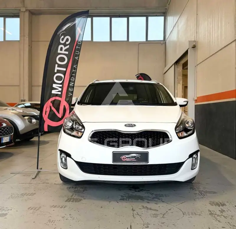 2014 KIA Carens