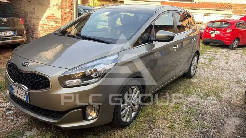 2014 KIA Carens