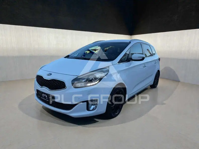 2014 KIA Carens