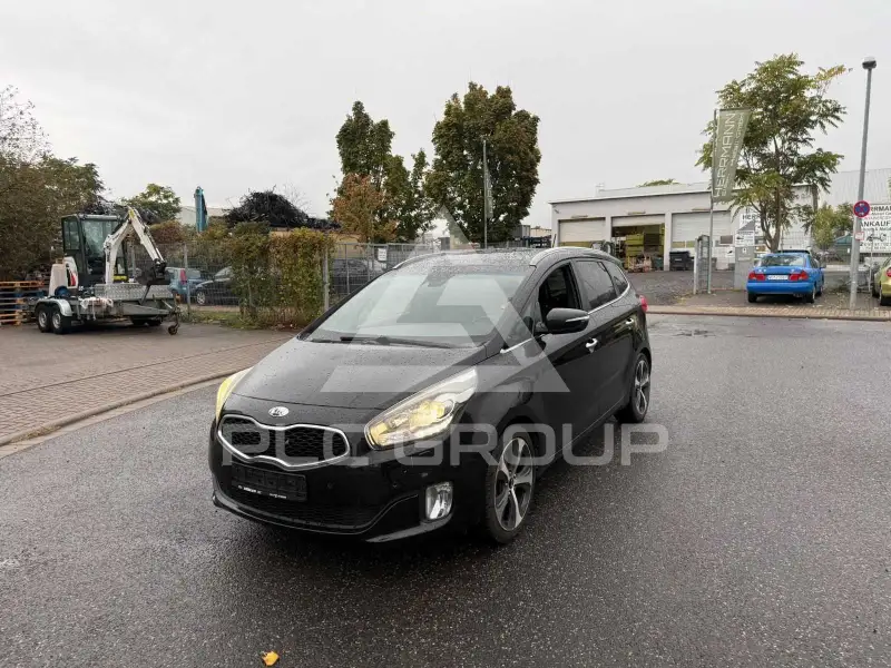 2014 KIA Carens