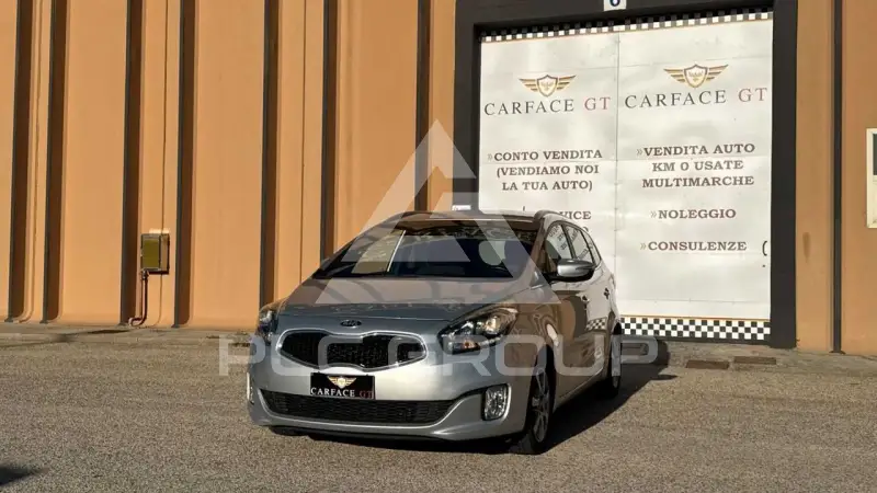 2014 KIA Carens