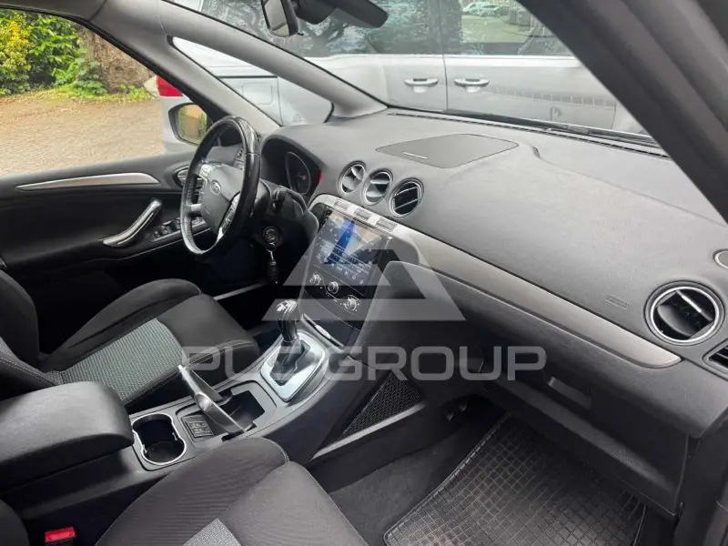 2014 Ford S-Max
